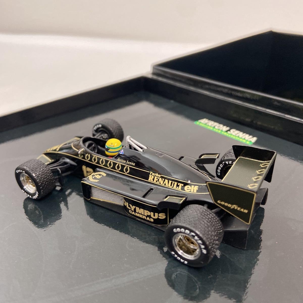 Amazon | MINICHAMPS 1/43 LOTUS RENAULT 97T AYRTON SENNA 1985年 F1